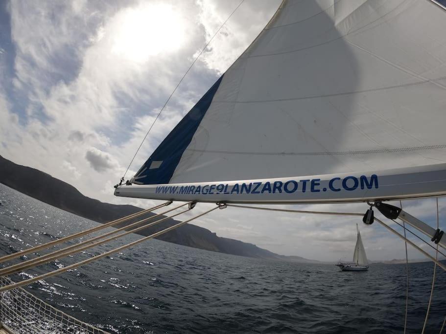 Magnifico Barco En La Graciosa Hotel Caleta de Sebo Exterior foto