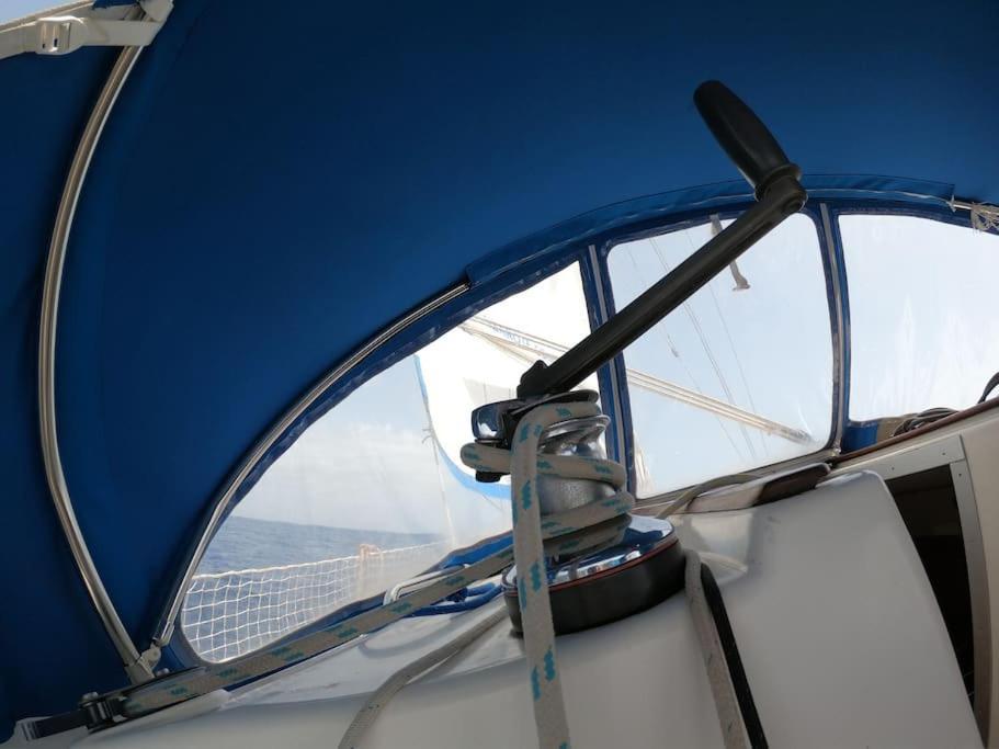 Magnifico Barco En La Graciosa Hotel Caleta de Sebo Exterior foto